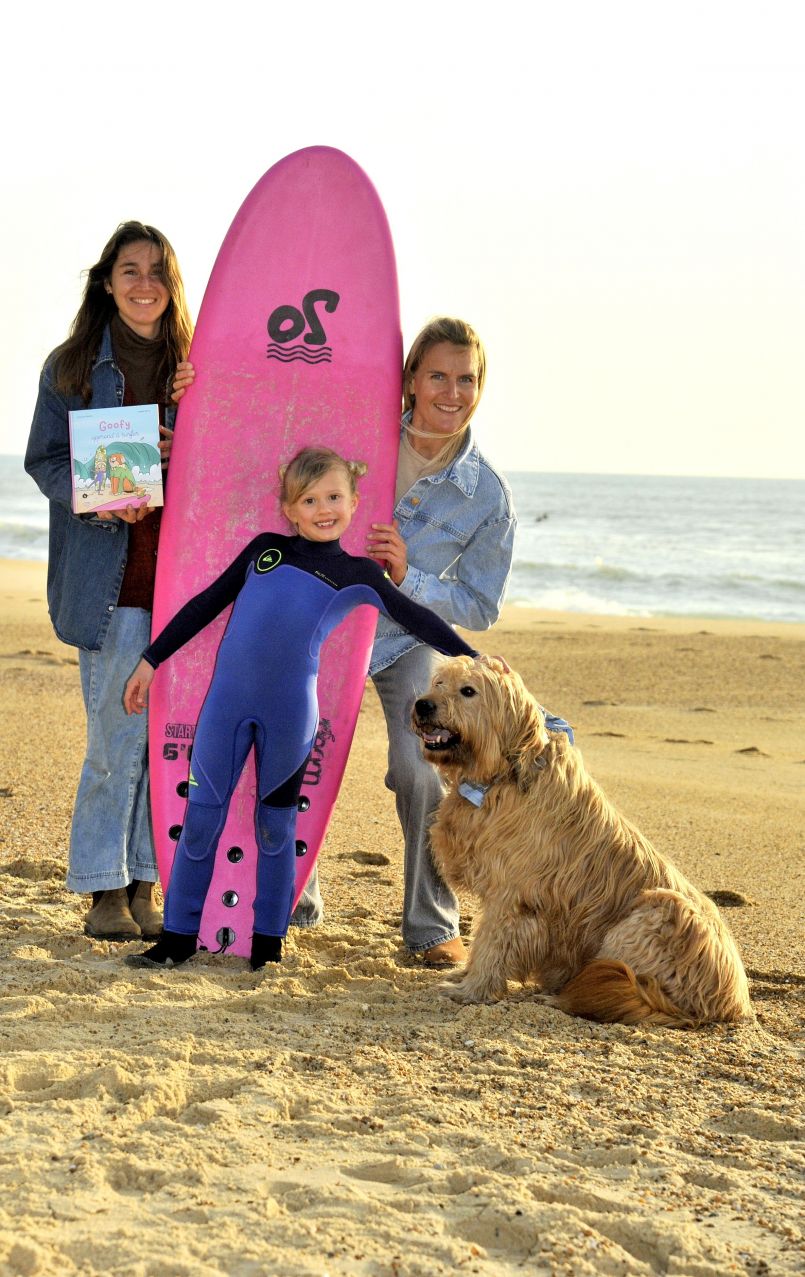 'Goofy apprend  surfer', cest le titre du dernier livre de Florence Delcroy. La Landaise y raconte les dbuts du surf  hauteur denfant. Un outil ludique pour initier les plus jeunes, vous l'entendrez